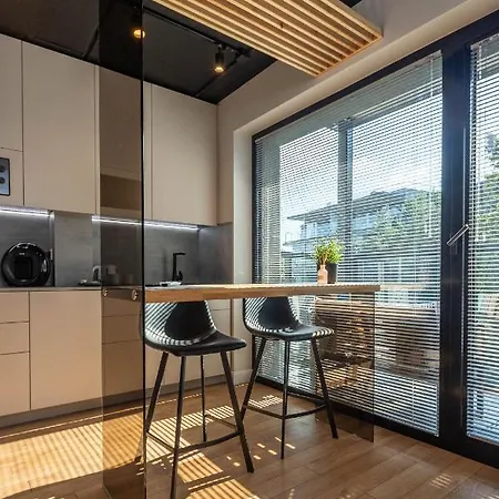 Amber Glow Vanagupe パランガ