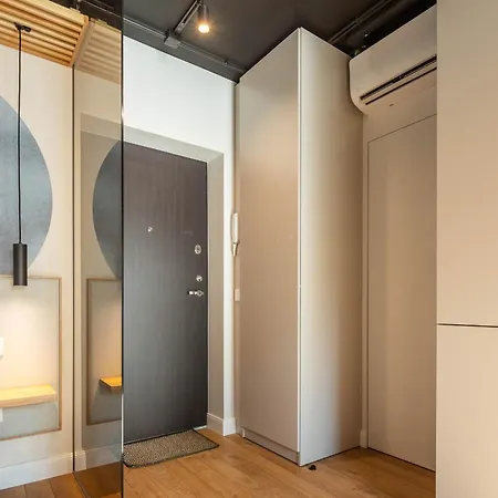 Amber Glow Vanagupe *